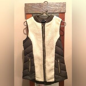 Athleta Sherpa + Puffer Hybrid Vest